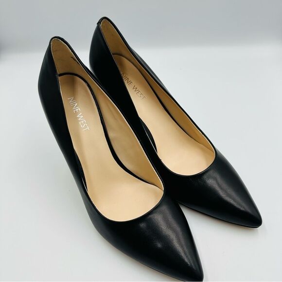 EUC Nine West Classic Barbe Black Leather Pointed Toe Classic Heels Pumps SZ 8.5 - Picture 1 of 11